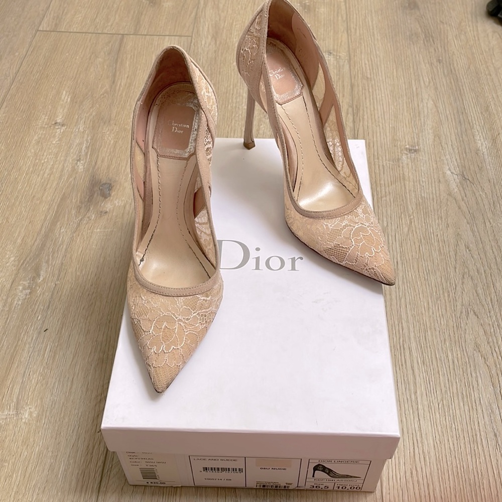 Lace and suede pinkish nude Dior pointy pumps 6.5